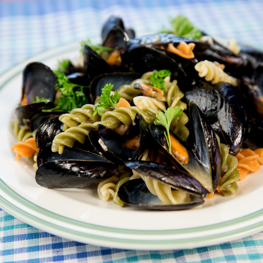Fusilli with Mussels and White Wine Sauce