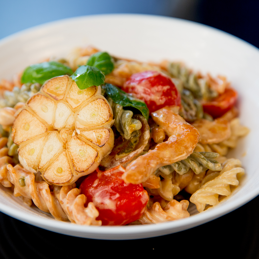 Fusilli with Chicken and Cherry Tomatoes So Delicious