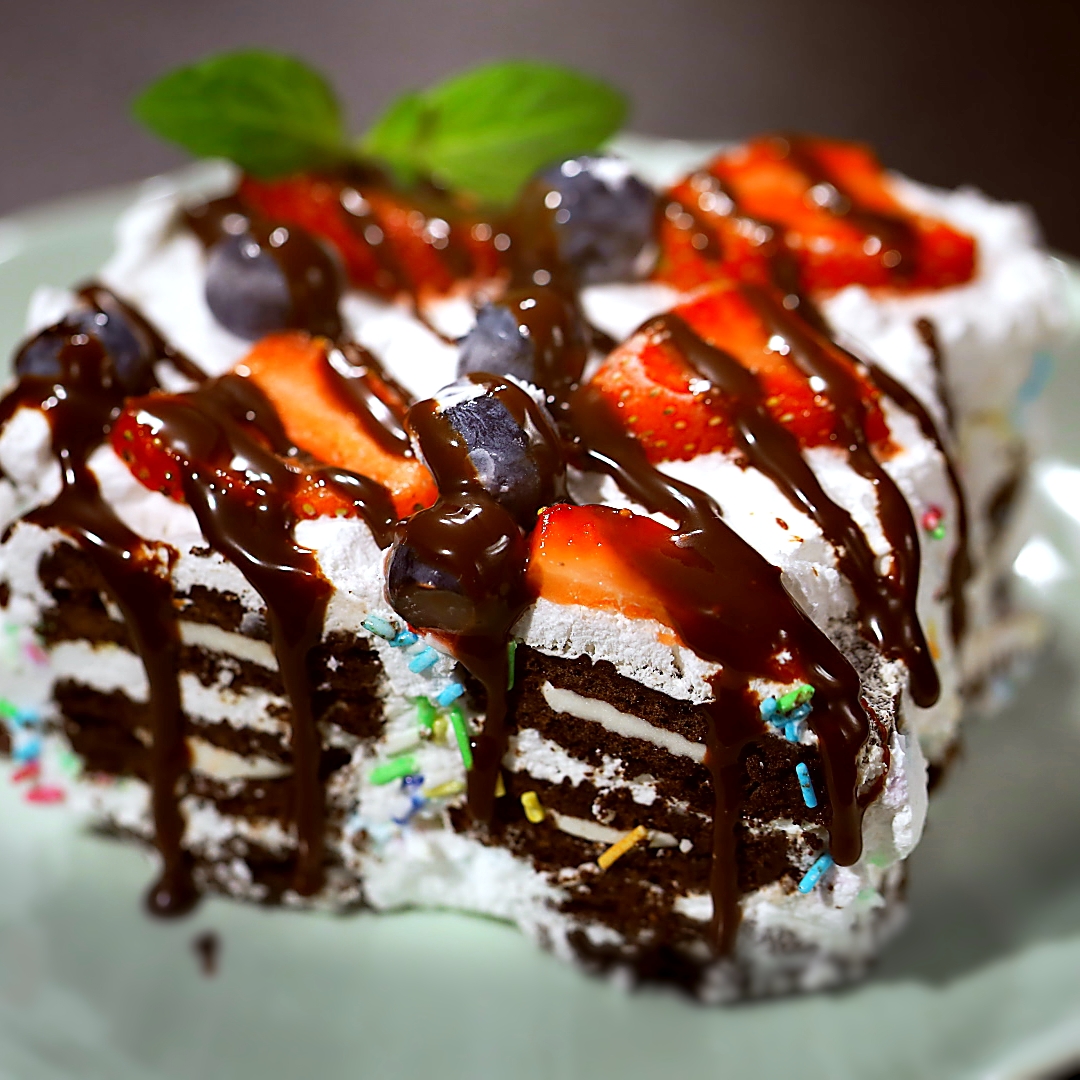 Whipped Cream and Oreo Cake