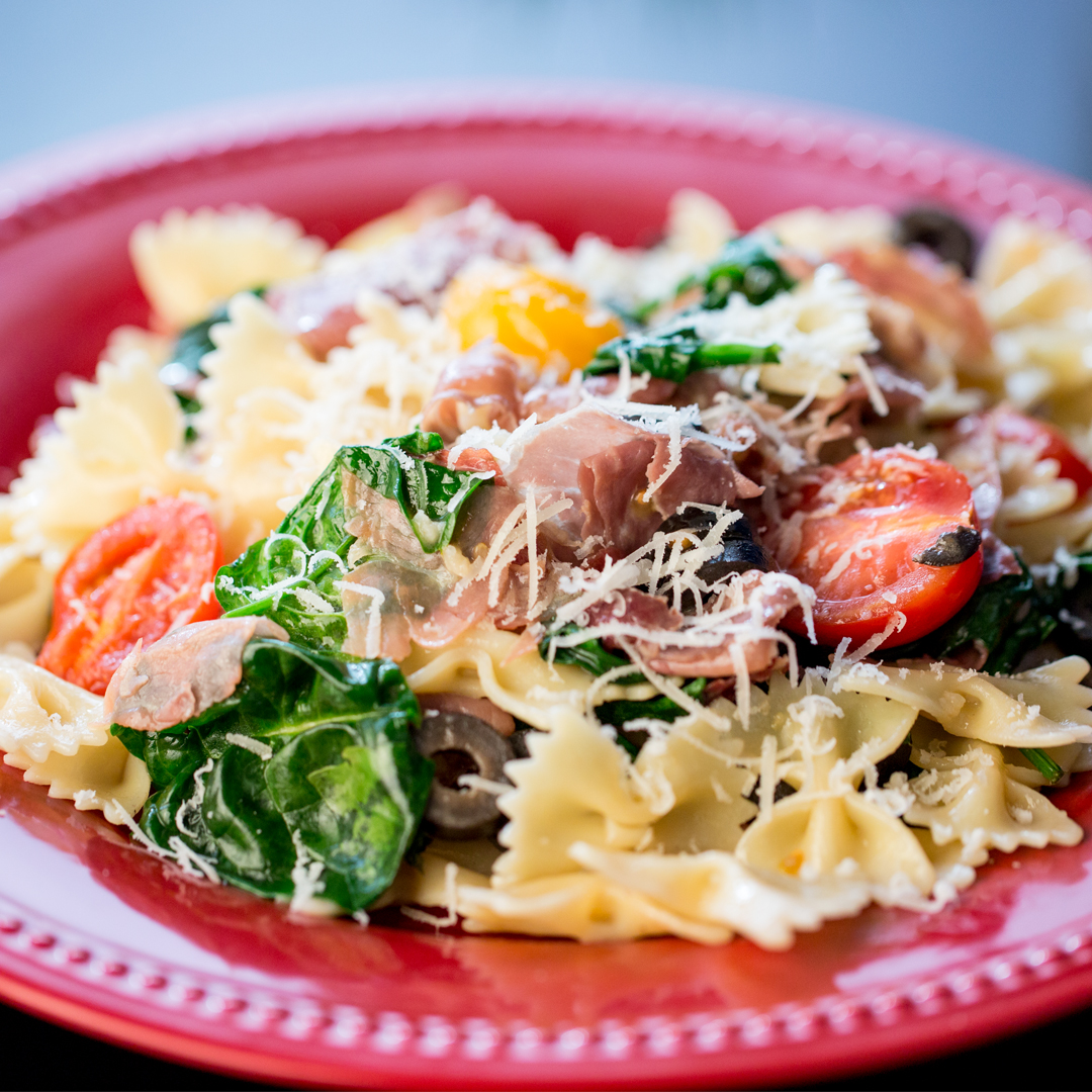Farfalle with Prosciutto and Baby Spinach