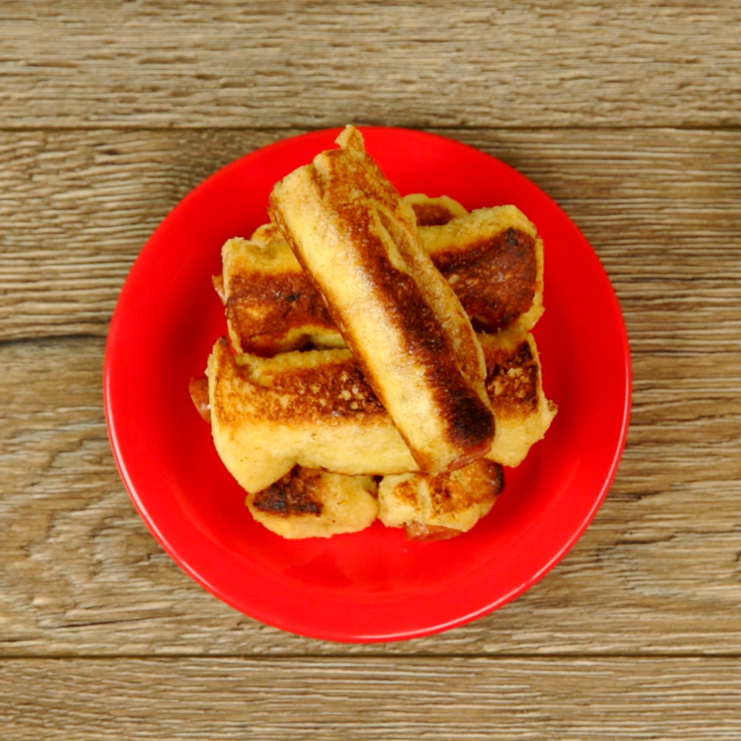 Fried Sausage Bread Rolls