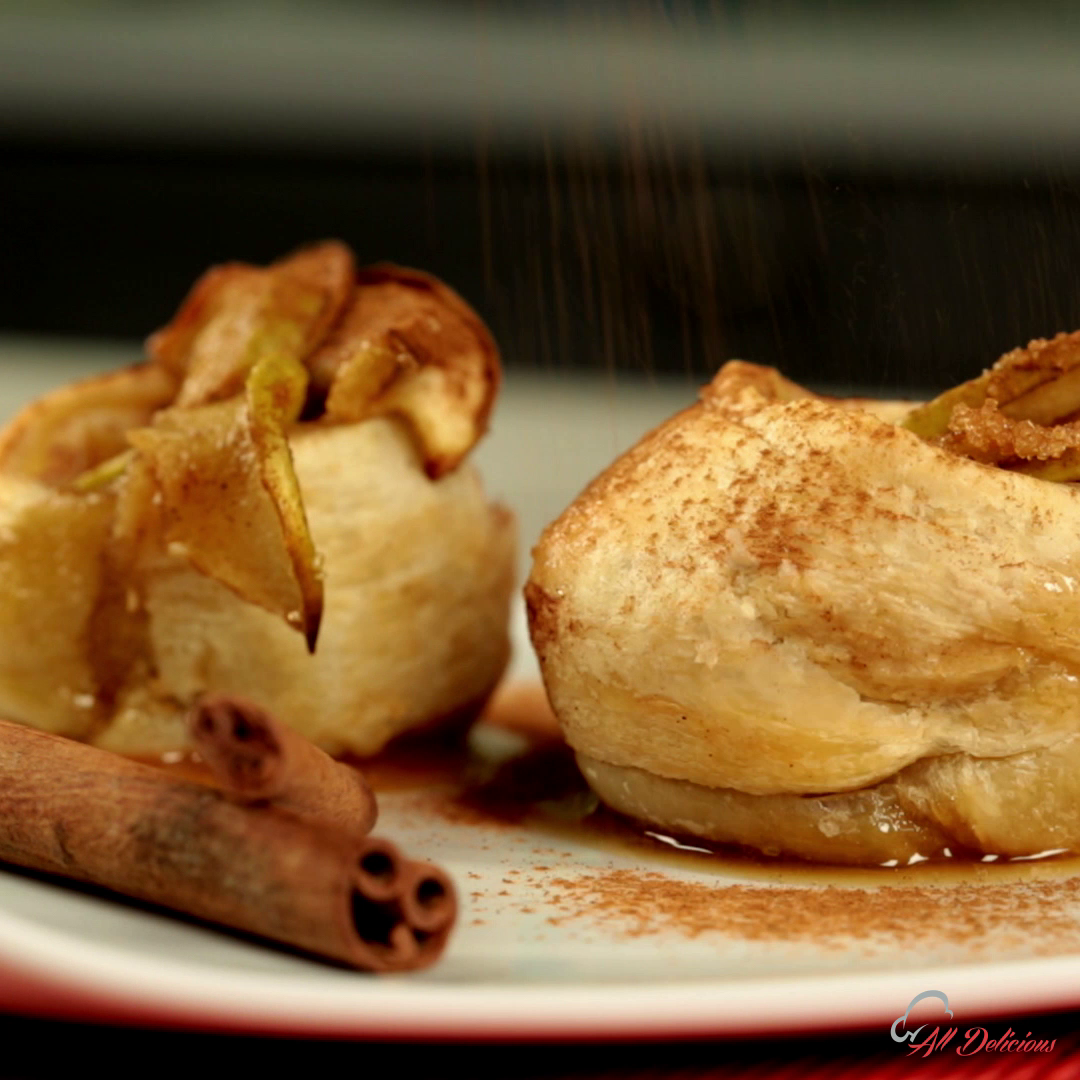 Apple Puff Pastry Baskets