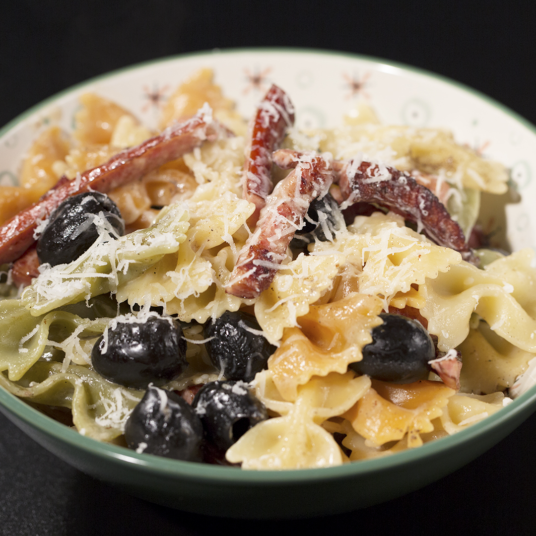 Farfalle with Sausage, Olives and Cream
