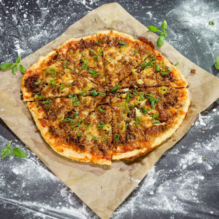Ground Beef and Mozzarella Pizza