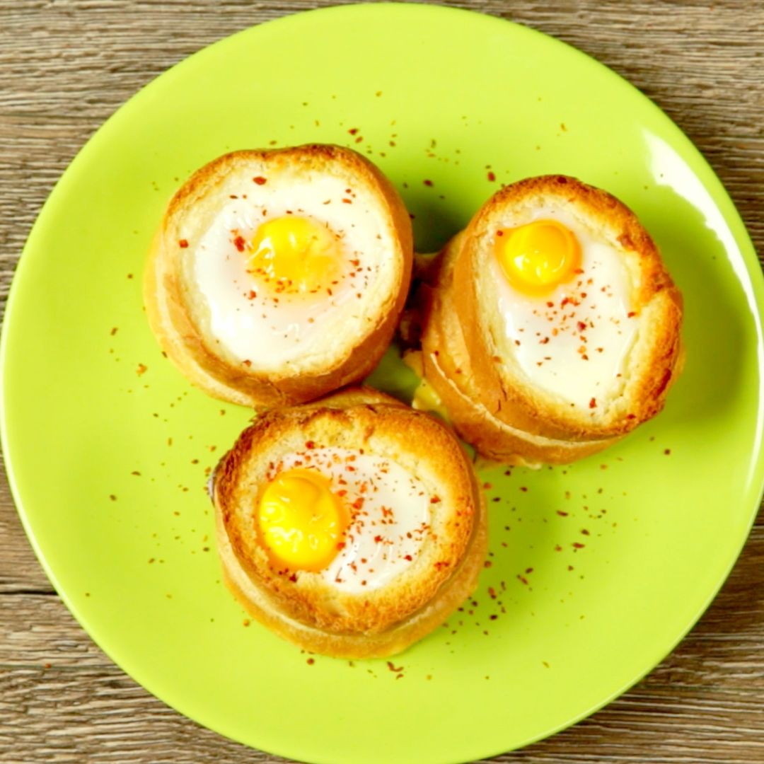 Bacon and Egg Stuffed French Rolls