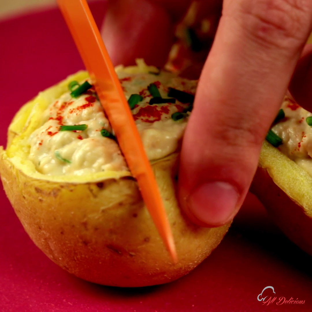 Hummus Stuffed Potatoes
