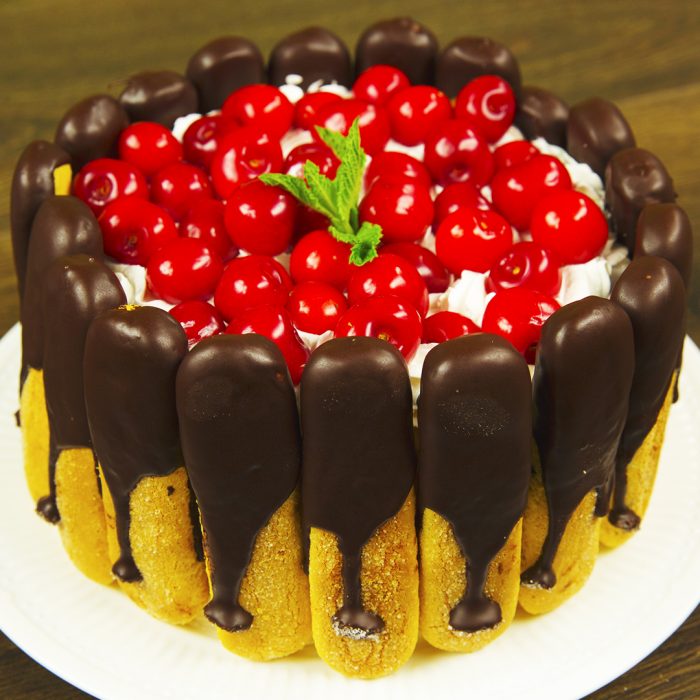 Cherry Tiramisu Cake