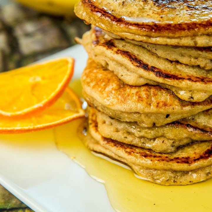 Banana Oatmeal Pancakes