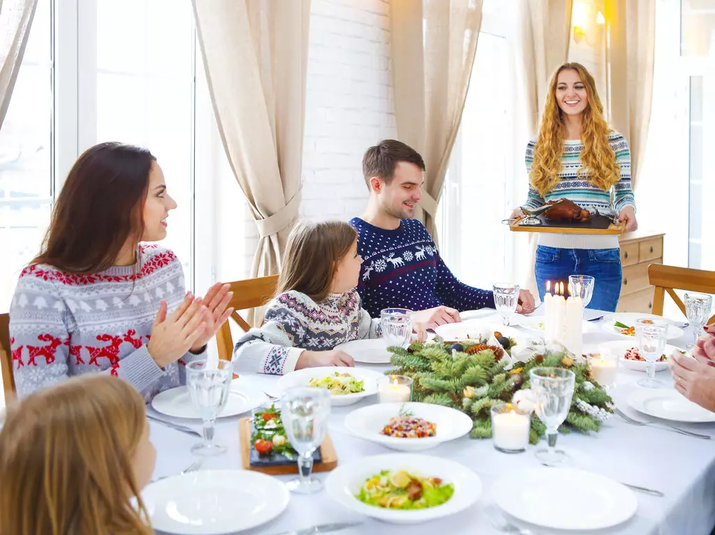 Tips for a Stress-Free Christmas Dinner.