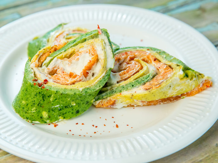 Chili Pepper and Baby Spinach Triple Omelet Roll