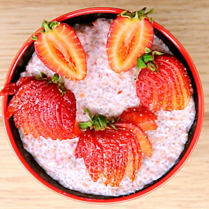 Strawberry and Chia Seed Pudding