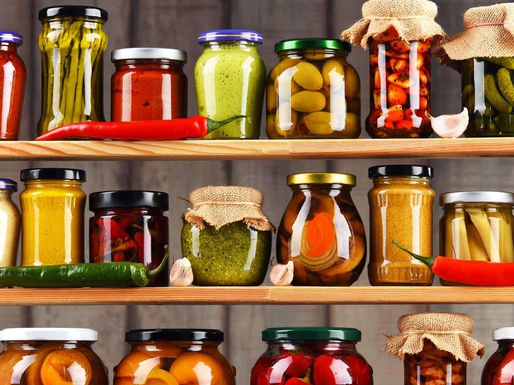 Pantry Essentials: Never Cook at Home Without Them!