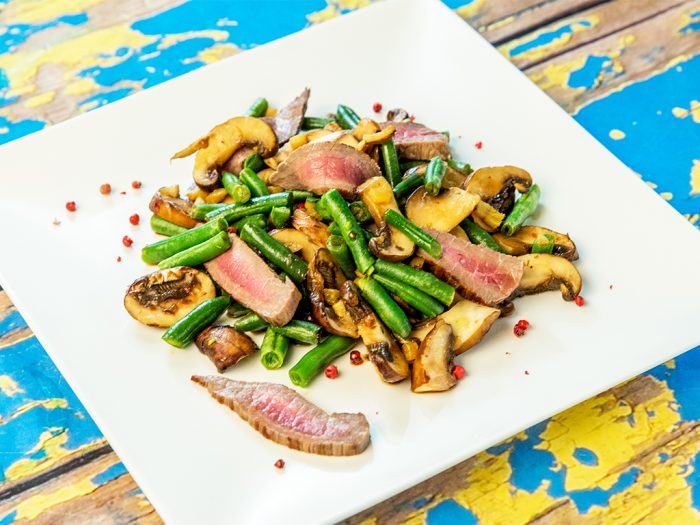 Beef Steak with Mushrooms and Green Beans