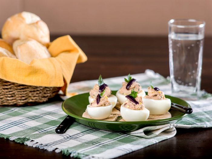 Garnish Deviled Eggs: Ideas for Every Day of the Week