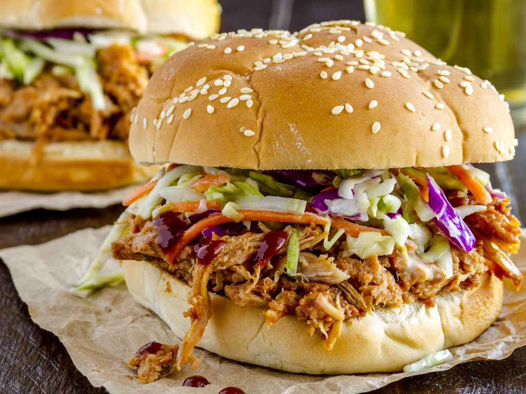 How to Make Pulled Pork in a Slow Cooker.