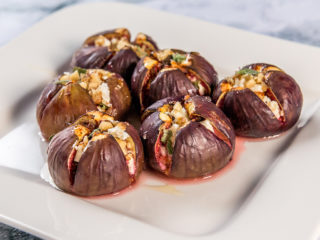 baked figs with goat cheese and walnuts
