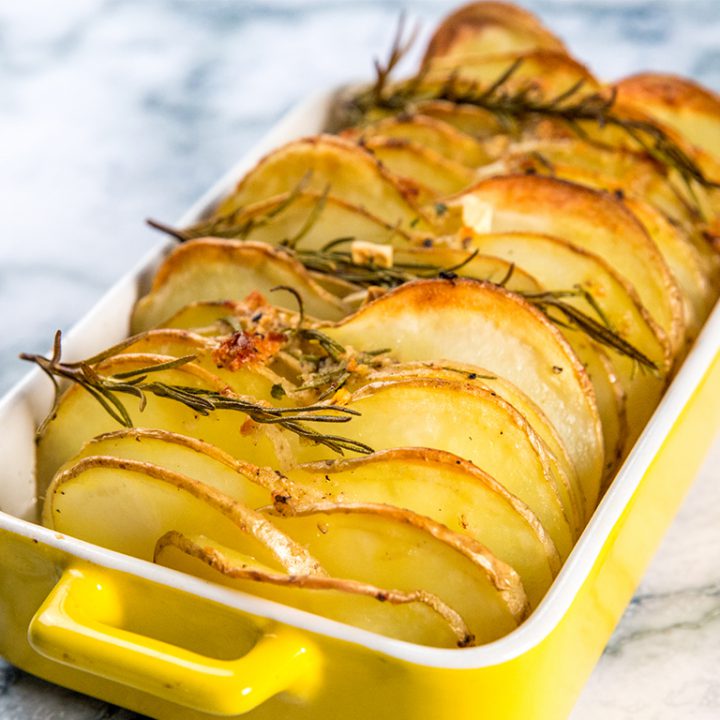 Garlic and Rosemary Baked Potato Chips