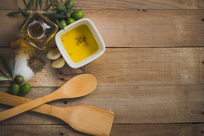 What Kind of Olive Oil Should You Use?