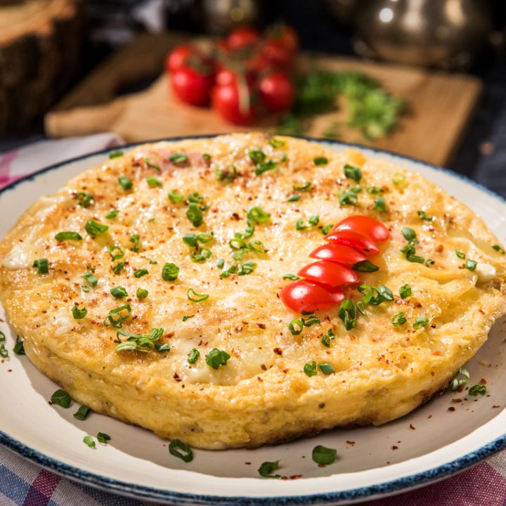 Cheesy Potato and Ham Frittata