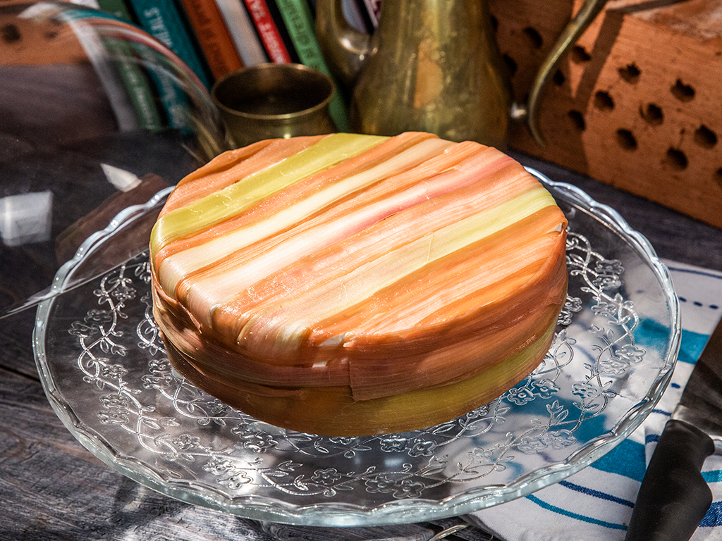 Rhubarb-Wrapped Pineapple Cheesecake