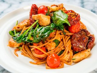 Chicken, Tomato and Spinach Spaghetti