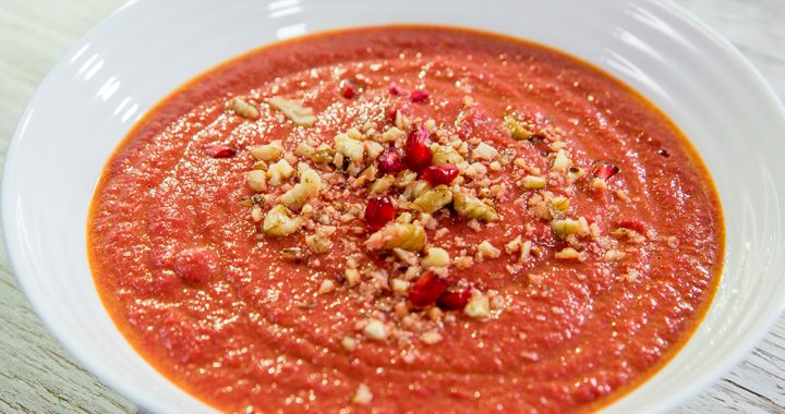 Beet and Pomegranate Cream Soup