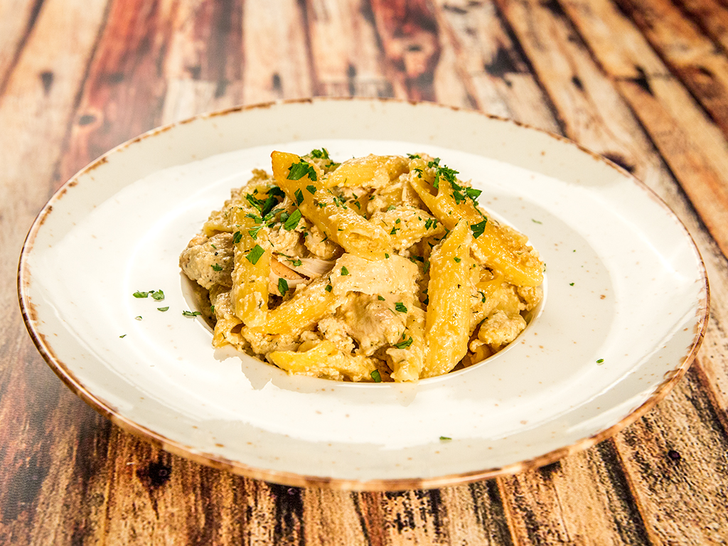Slow Cooked Chicken Alfredo