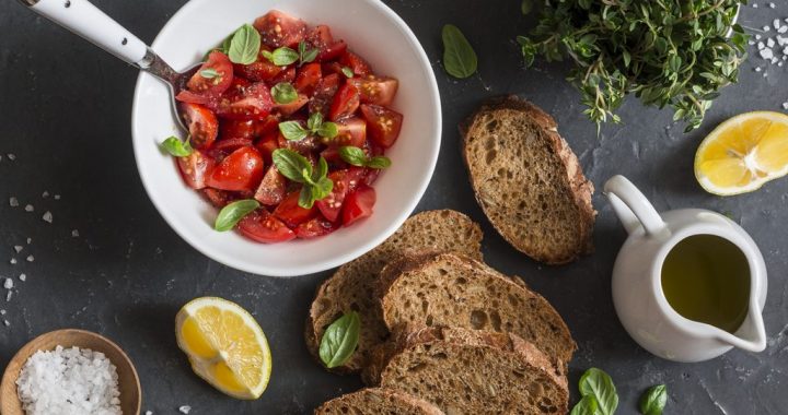 7 Ways to Eat Tomatoes Before the Summer Ends