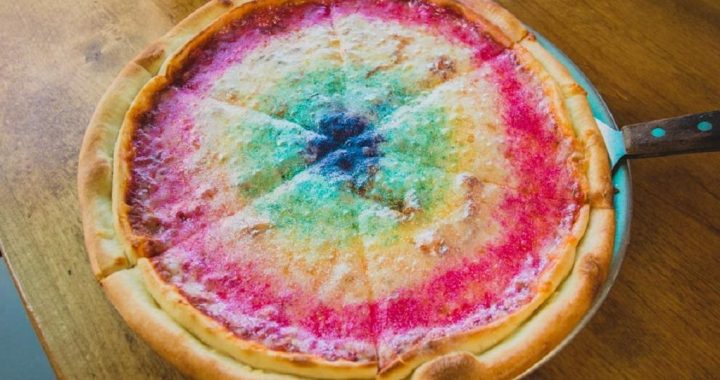 Is This Rainbow Glitter Pizza Another Eye Roll Trend, Or Is It Actually GOOD?