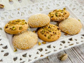 Pistachio and Sesame Vanilla Cookies (Barazek)