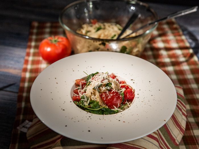 Tomato and Arugula Spaghetti Salad