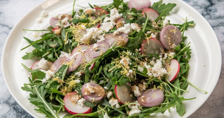 https://sodelicious.recipes/wp-content/uploads/2018/09/26-01-2018-R5-chefs-french-var1-Radish-and-Feta-Salad-with-Anchovy-Vinaigrette-720x380.jpg