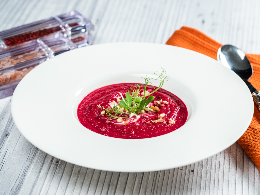 Beetroot and Leek Cream Soup