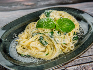 Ricotta and Spinach Spaghetti