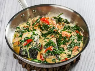 Butter Salmon with Creamy Sauce