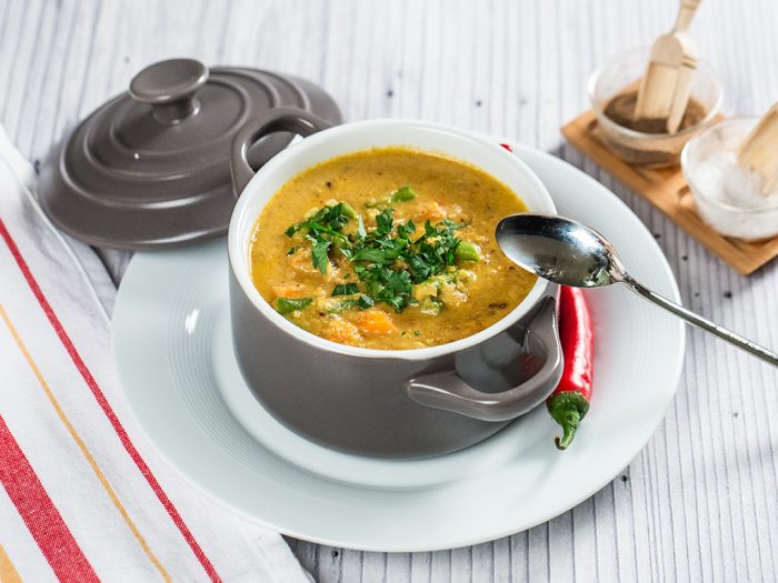 Spicy Cauliflower and Green Bean Soup