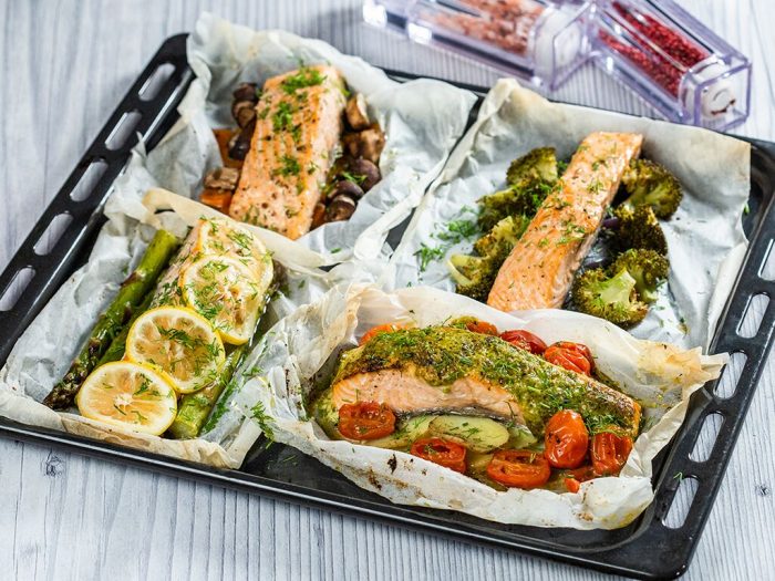 Salmon en Papillote with Vegetables