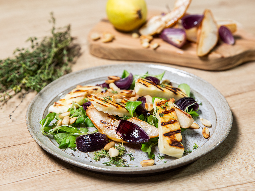 grilled-pear-and-halloumi-salad