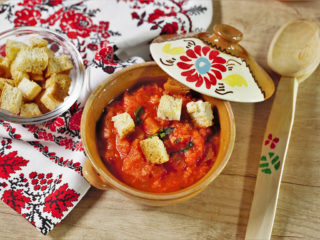 Bread and Tomato Soup with Croutons