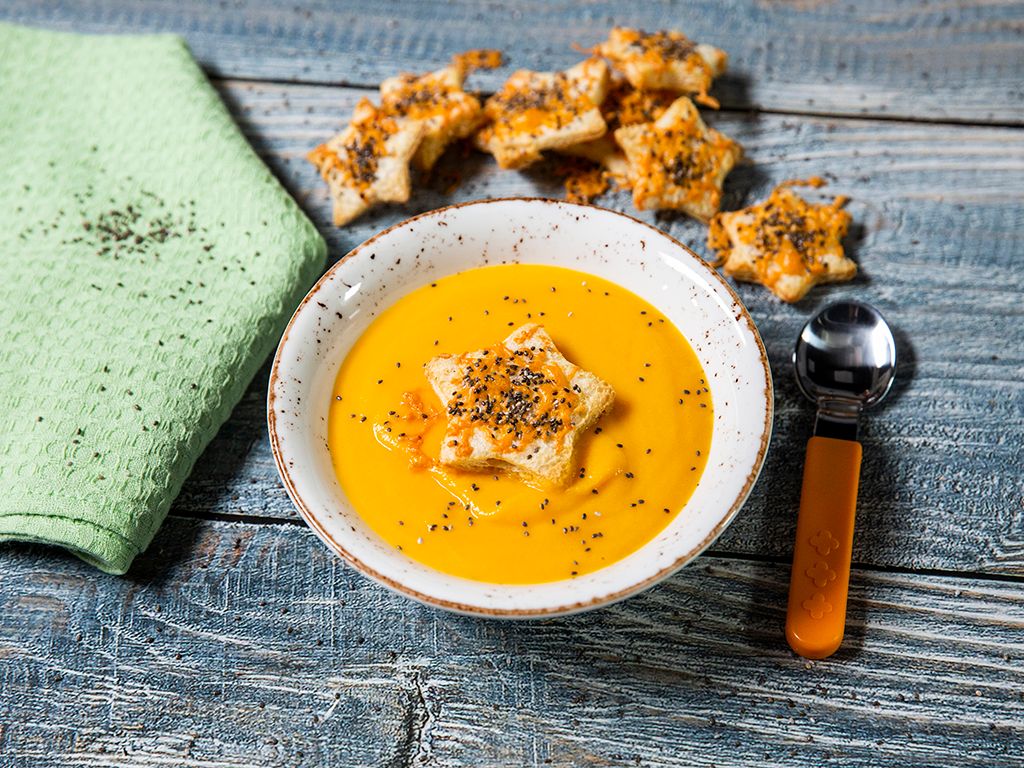 Creamy-Butternut-Squash-Soup-with-Toast