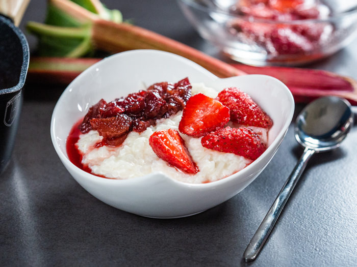 Milk Rice Pudding with Rhubarb and Strawberries