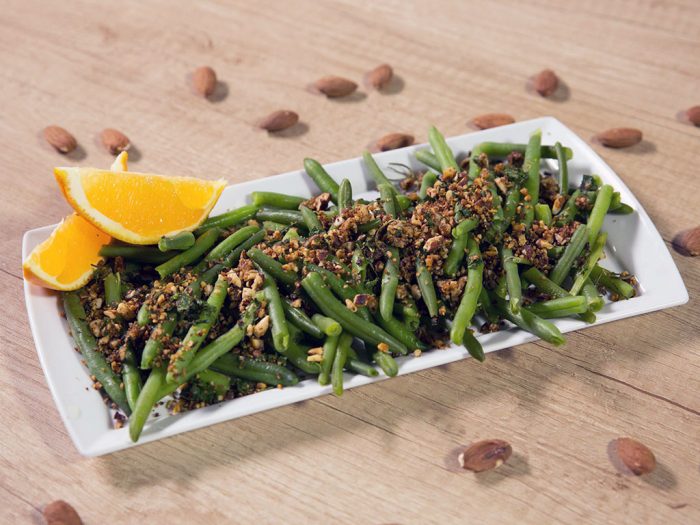 Green Beans with Fried Almonds