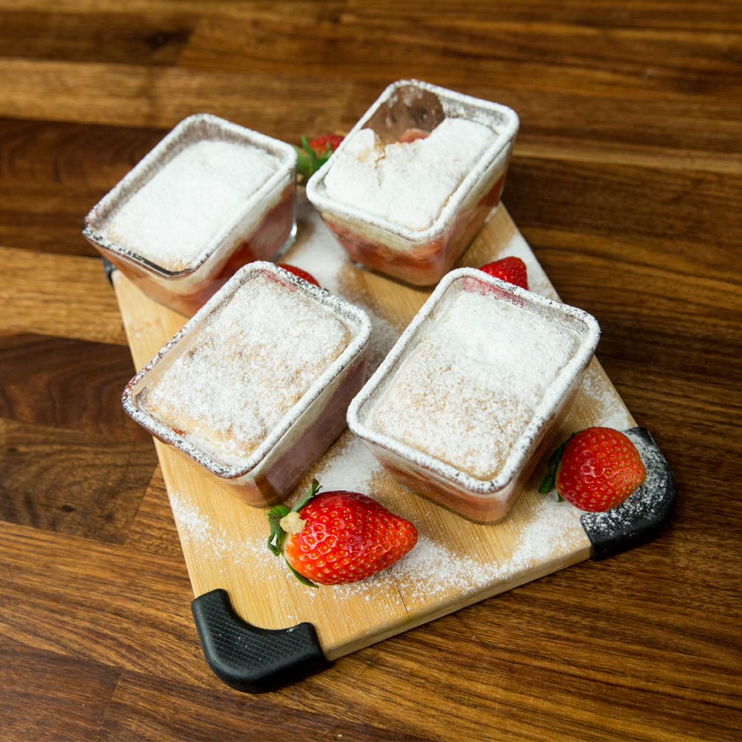 strawberry-rhubarb-mini-pies