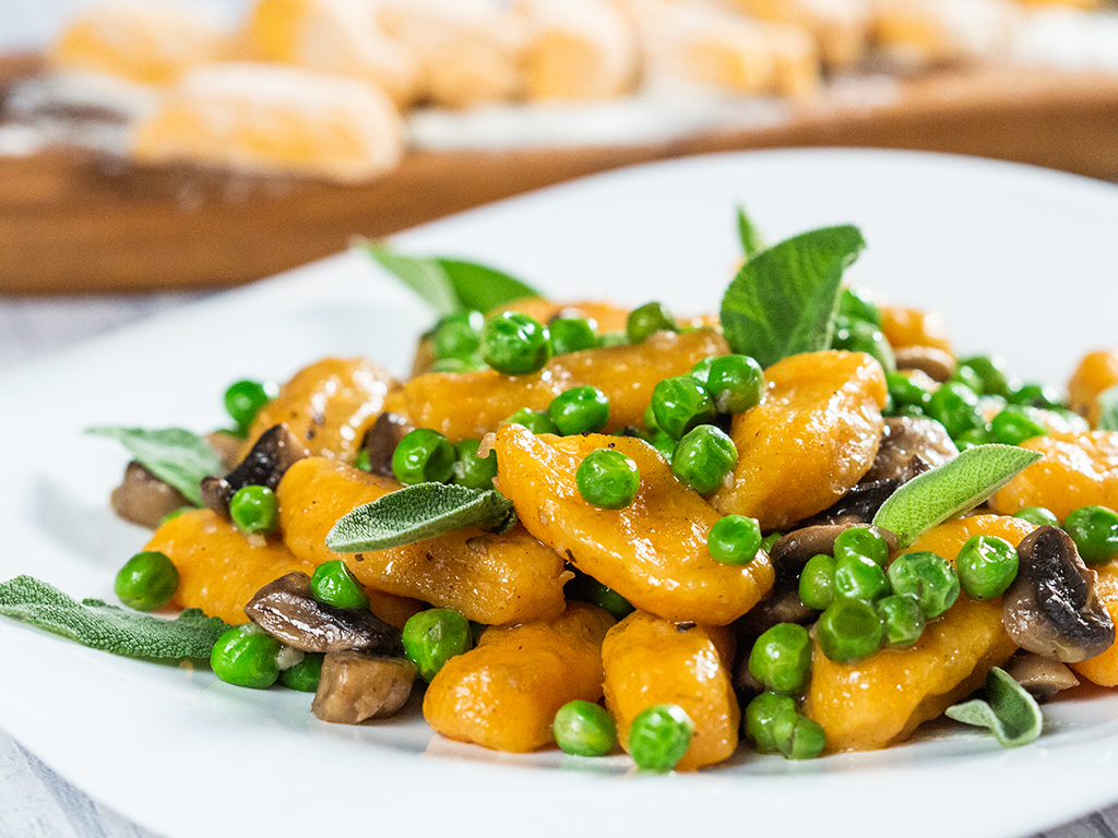 Sweet Potato Fingers with Mushrooms and Peas