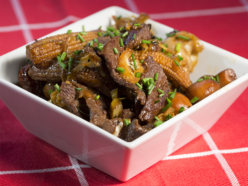 Asian-Style Beef with Mushrooms and Veggies